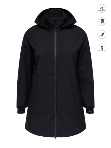 ONLY Carmakoma Softshell Jacke in Black