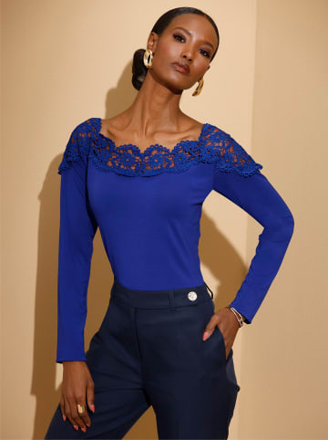 creation L Spitzenshirt in royalblau