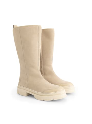 TRAVELIN' Whistler in Sand