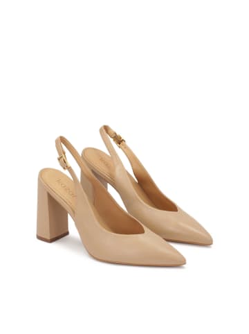 Kazar Pumps in Beige