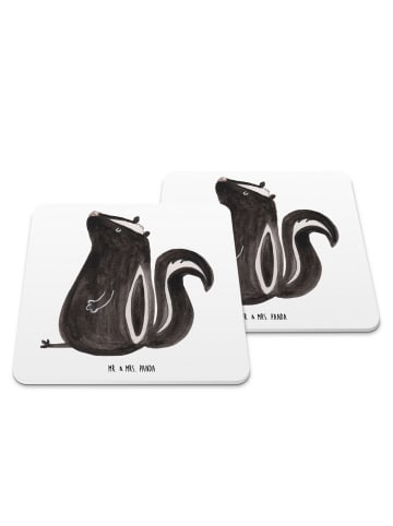 Mr. & Mrs. Panda Bierdeckel Stinktier Sitzen ohne Spruch in Weiß