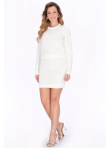 faina Women Sweater in cream