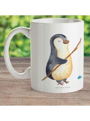 Mr. & Mrs. Panda Campingbecher Pinguin Angler ohne Spruch in Weiß