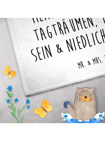 Mr. & Mrs. Panda Gästehandtücher Pinguin Angler mit Spruch in Weiß