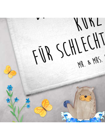 Mr. & Mrs. Panda Gästehandtuch Axolotl Glücklich mit Spruch in Weiß