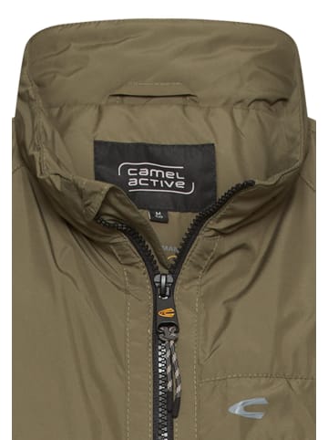 Camel Active Outdoor Weste aus wasserabweisendem Material in Olivgrün