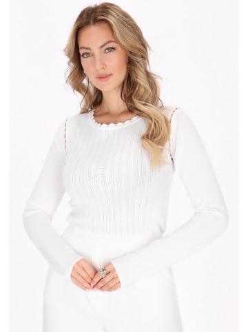 faina Women Sweater in white