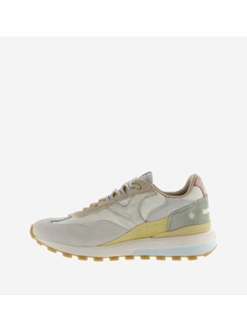 Victoria Sneaker in beige
