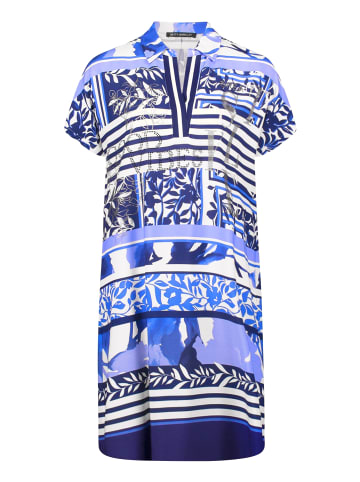 Betty Barclay Sommerkleid mit überschnittenen Ärmeln in Blau/Weiß