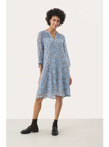 PART TWO Kleid ElkaPW Gerade Passform in Faded Denim Scattered Flower