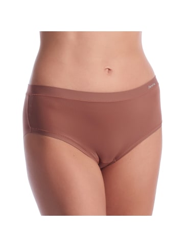 Janira Pantys in Brown