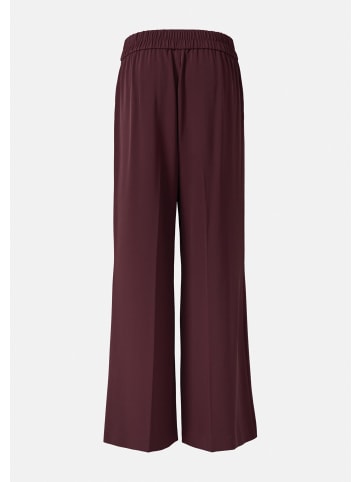 comma Hose in 4922_bordeaux