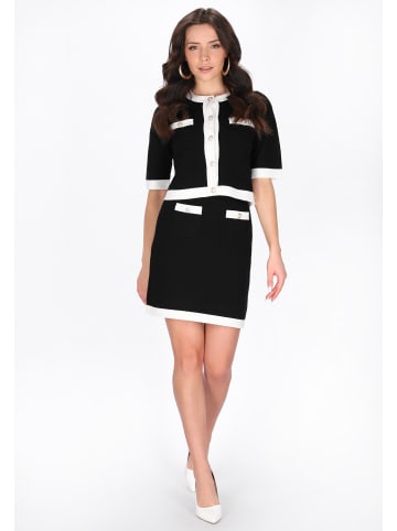 faina Women Skirt in black white