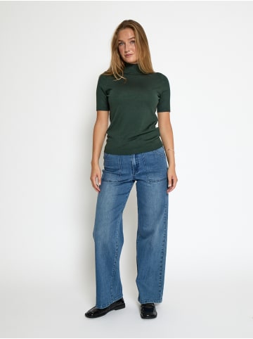 minus T-Shirt in Jungle Green