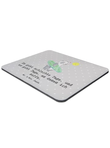 Mr. & Mrs. Panda Mauspad Panda Surfen mit Spruch in Grau Pastell