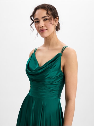 Marie Lund Abendkleid in smaragd - 0001