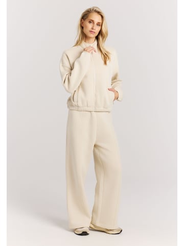 Protest " PRTKarita in Kitoffwhite