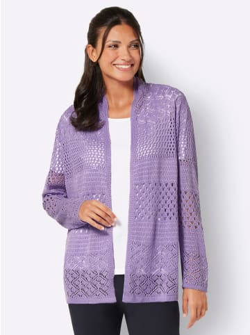 Sieh an! Ajourstrickjacke in lavendel