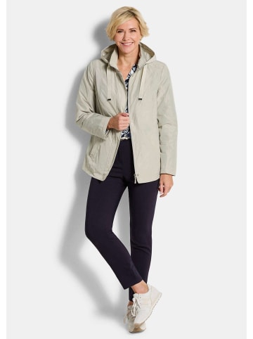GOLDNER Kurzgröße: Outdoor-Jacke mit Kapuze in stein