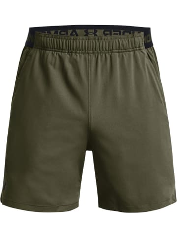 Under Armour Short "UA Vanish Stoffshorts, 15 cm" in Grün