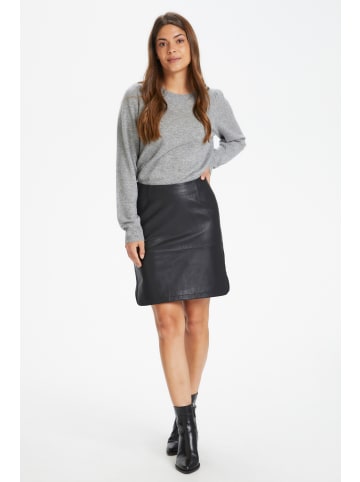 PART TWO Lederrock UrsanasPW Feminine Form in Black
