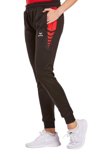 erima Six Wings Trainingshose in schwarz/rot