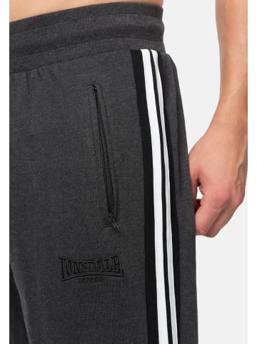 Lonsdale Sweat Pant "Vesington" in Schwarz