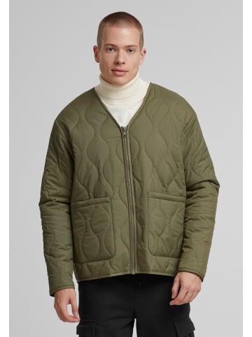 Urban Classics Urban Classics in olive