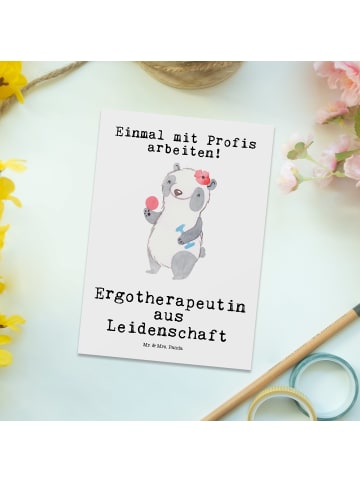 Mr. & Mrs. Panda Postkarte Ergotherapeutin Leidenschaft mit Spruch in Weiß