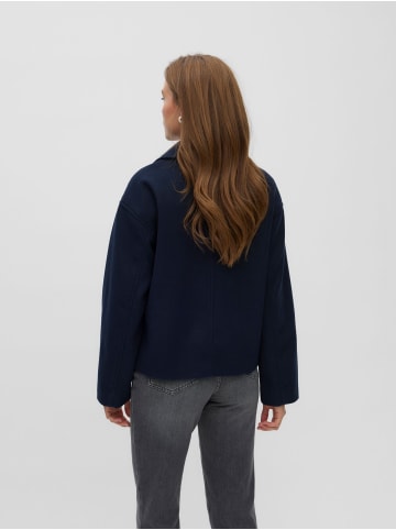 Vero Moda Mantel in Navy Blazer 1
