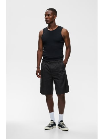Matinique Shorts MAPierre Relaxed fit in Black