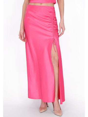 faina Women Skirt in pink
