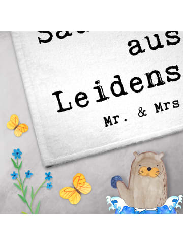 Mr. & Mrs. Panda Handtuch Saunameister Leidenschaft mit Spruch in Weiß