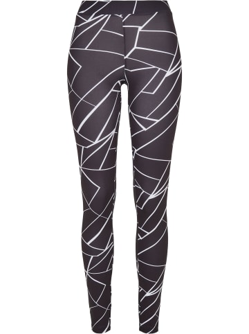 Urban Classics Urban Classics in geometric black