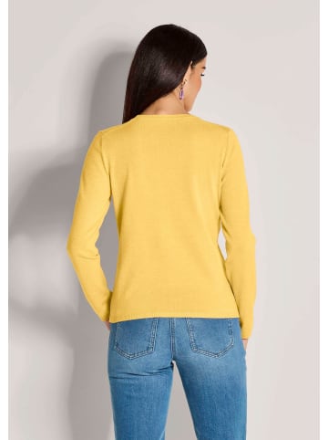MADELEINE Leichtes Feinstrick-Oberteil mir Rundhals in goldgelb / melange