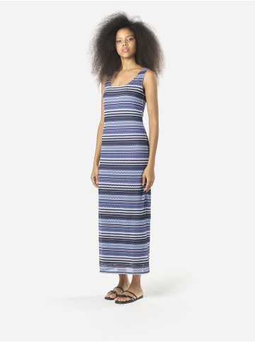 KOROSHI Frauen mit langen gestreiften Kleidern in Schwarz