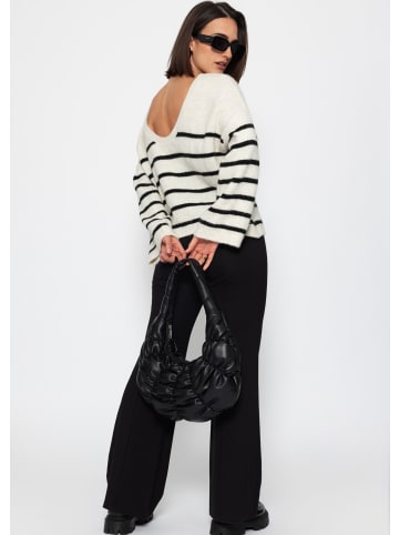 SASSYCLASSY Pullover mit tiefem Rückenausschnitt in Offwhite