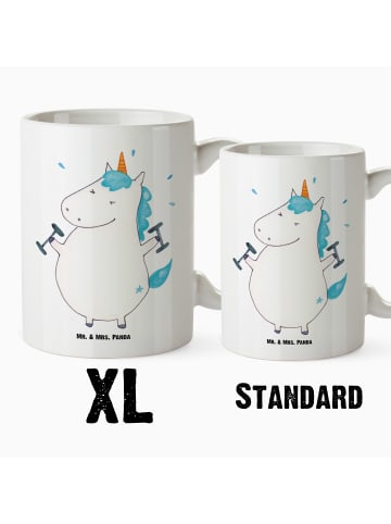 Mr. & Mrs. Panda Kaffeetasse Einhorn Fitness ohne Spruch in Weiß