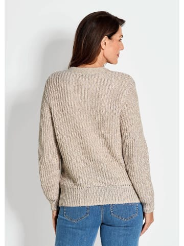 GOLDNER Kurzgröße:  Langarm Strickjacke mit V-Ausschnitt in stein / weiß / gemustert