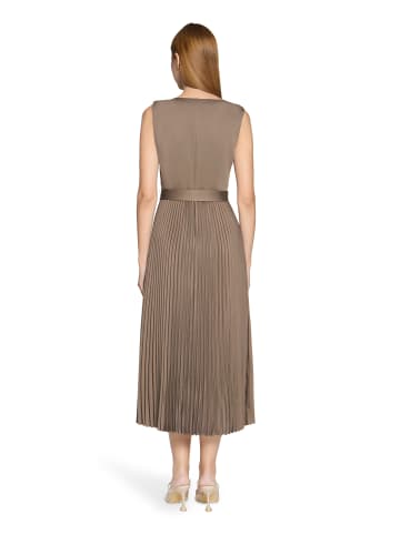 Vera Mont Cocktailkleid mit Plissee in Brown Diamond