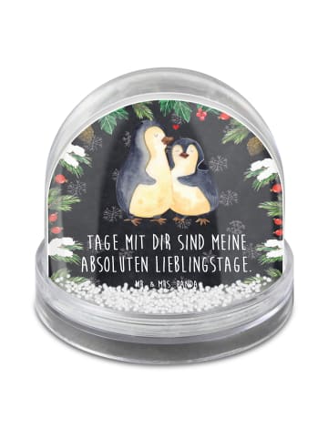 Mr. & Mrs. Panda Schneekugel Weihnachten Pinguin umarmen mit Spruch in Kreidetafel