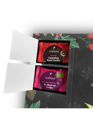 Mr. & Mrs. Panda Tee Adventskalender Hund Blumen mit Spruch in Kreidetafel