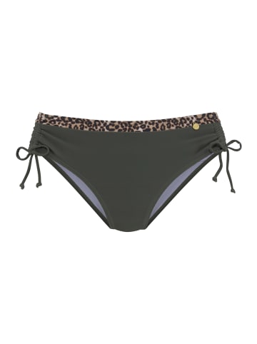 LASCANA Bikini-Hose in oliv-leo