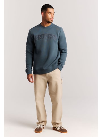 Protest " PRTMahiti in Yale Blue