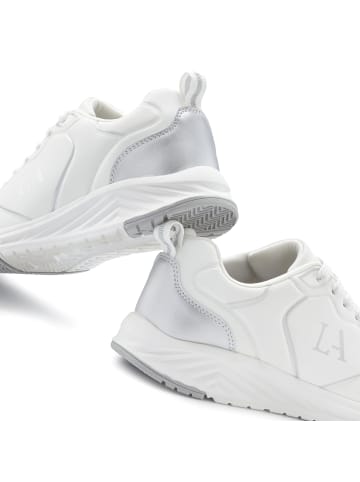LASCANA Sneaker in weiß/silberfarben