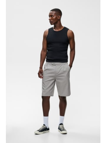 Matinique Shorts MAPierre Relaxed fit in Mist Grey