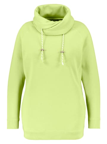 Ulla Popken Sweatshirt in maigrün