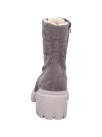 Gabor Stiefel in dust