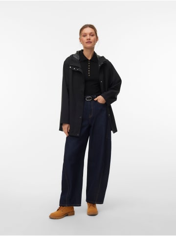 Vero Moda Mantel in Black