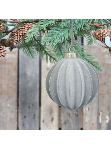 Chic Antique Weihnachtskugel in Hellbraun